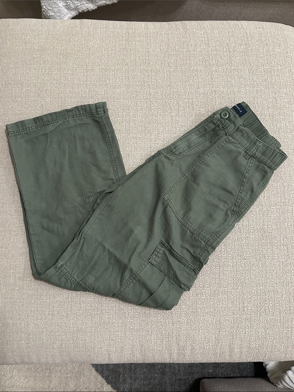Women’s Aeropostale Olive Green Wide Leg Cargo Pants Size Small Regular